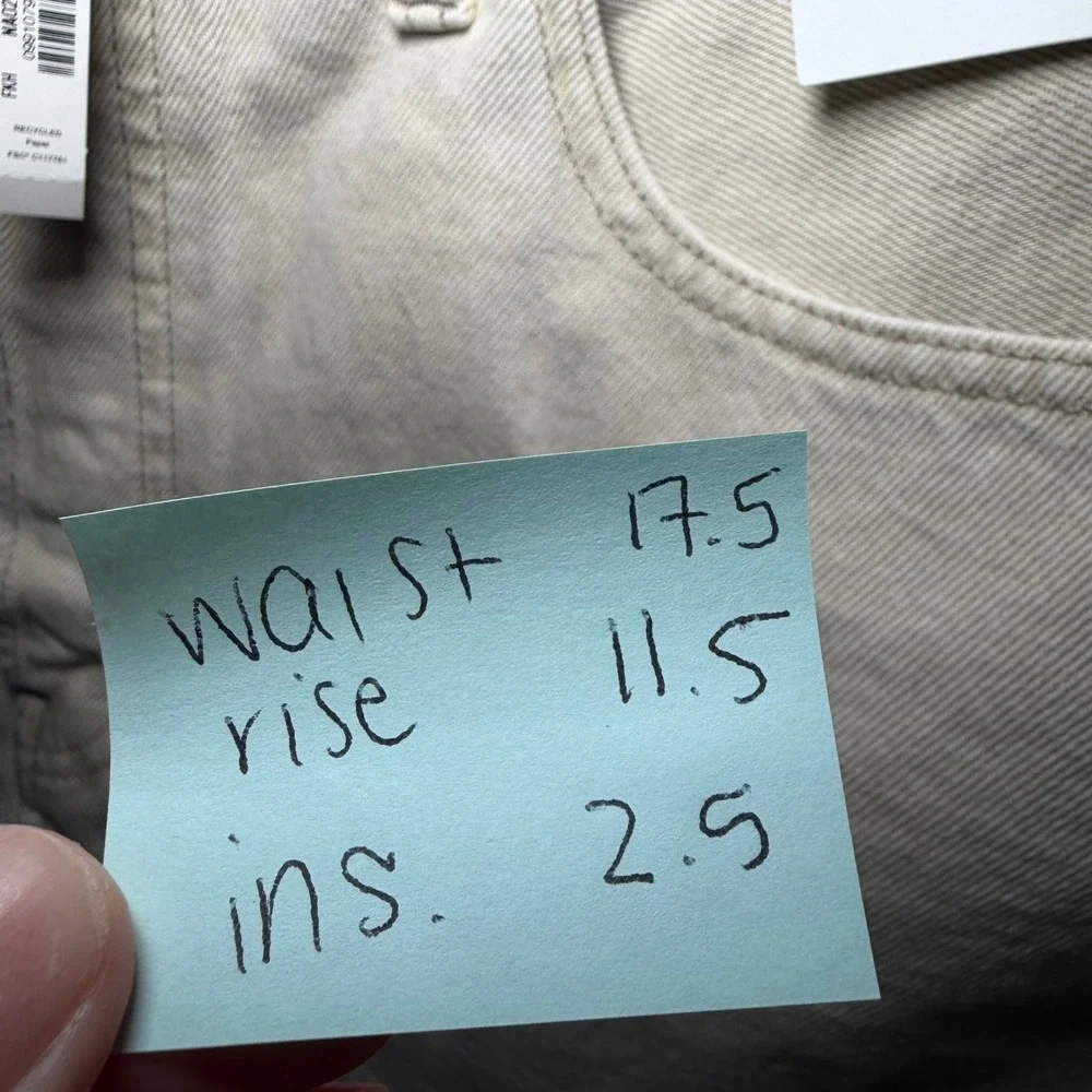 NWT Madewell The Essex Baggy Short Tan Khaki Denim Raw Hem NZ288 Size 31